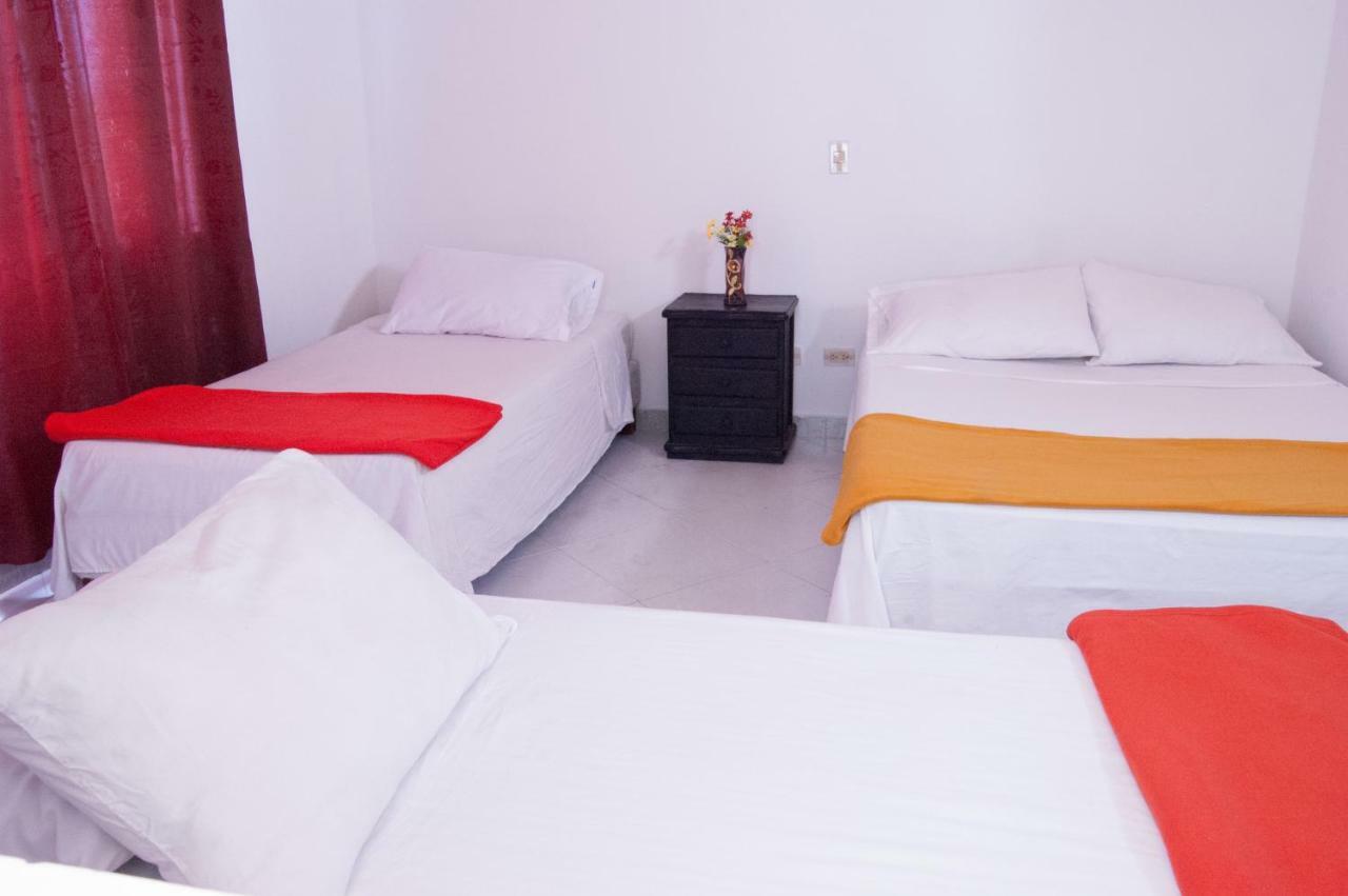 מדיין Hotel Recuerdos Del Estadio מראה חיצוני תמונה
