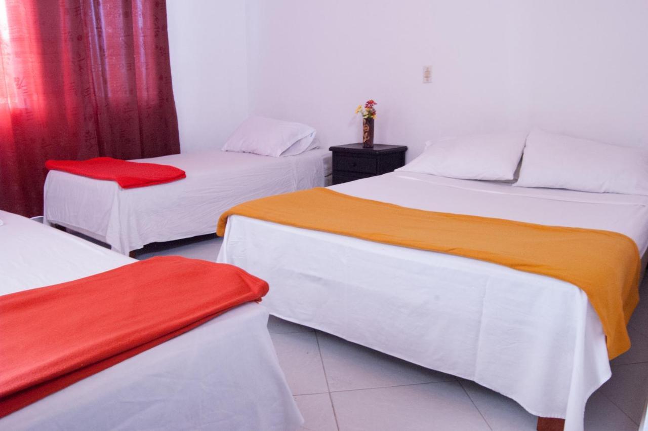 מדיין Hotel Recuerdos Del Estadio מראה חיצוני תמונה